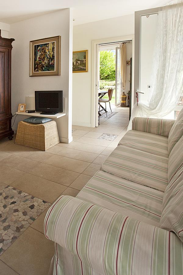 App Spiaggia Bianca Onno Room photo